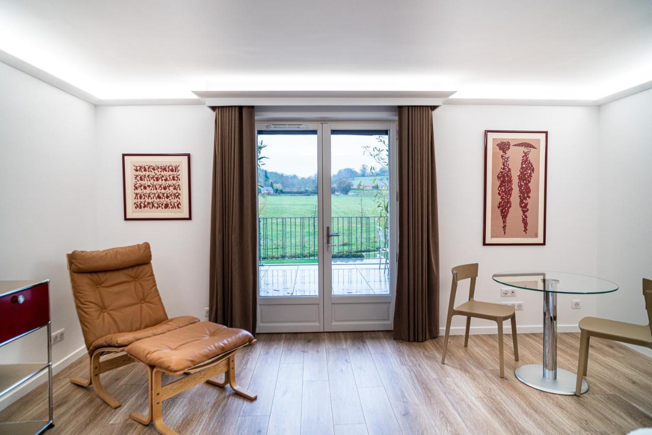 Les Sources Du Val Bed & Breakfast Saint-Pierre-du-Val Bagian luar foto
